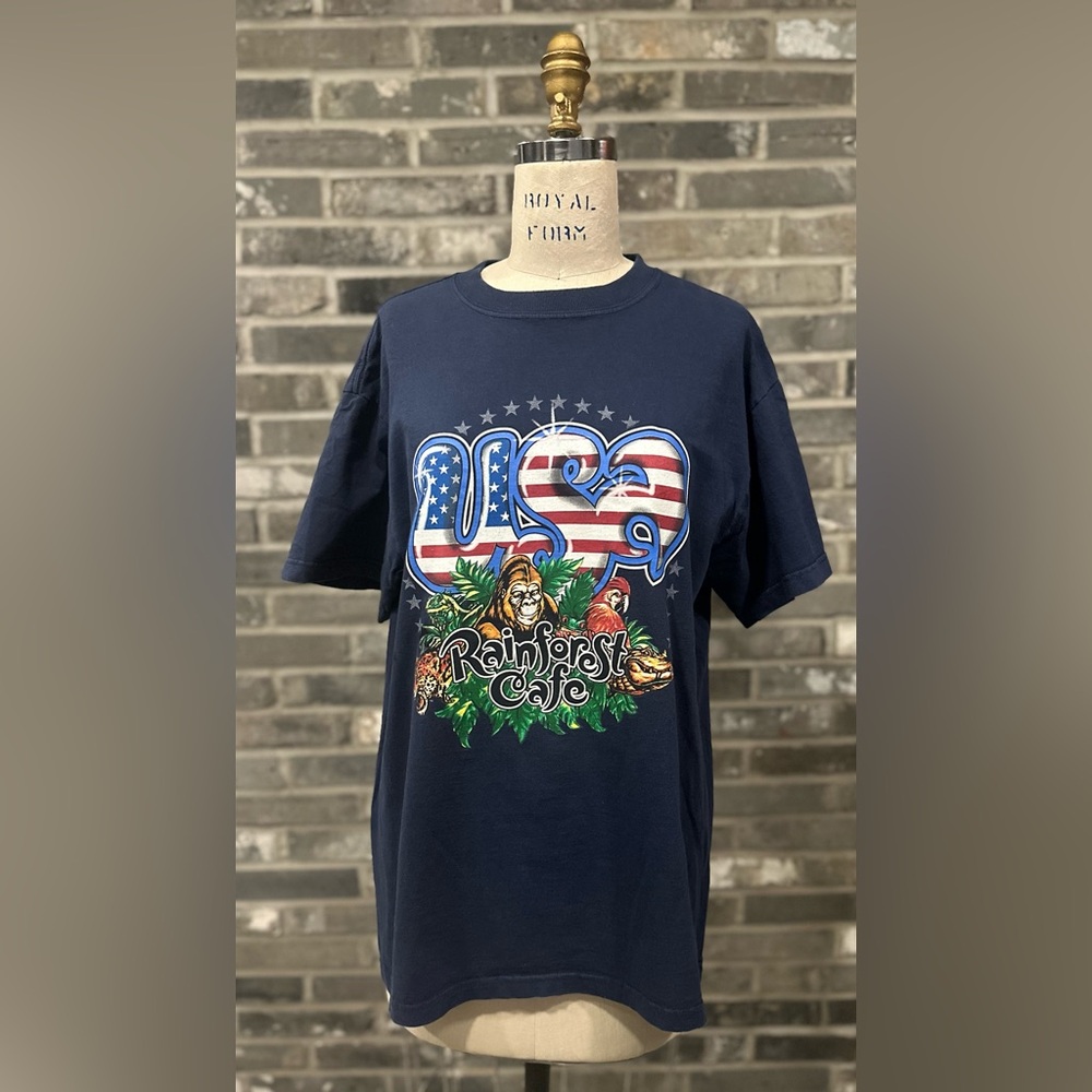 Y2K Vintage Rainforest Cafe USA Graphic T-Shirt